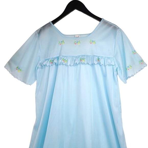 Vintage 70s 80s Light Blue Floral Embroidered Nylon Nightgown Leony's - Picture 3 of 9